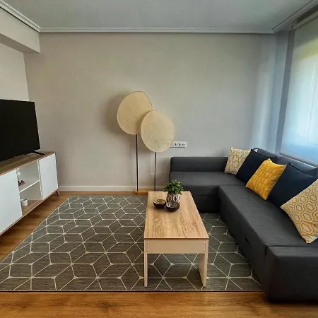 Amplio, Comodo Y Estiloso * Vigo