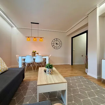 Apartamento Amplio, Cómodo Y Estiloso *