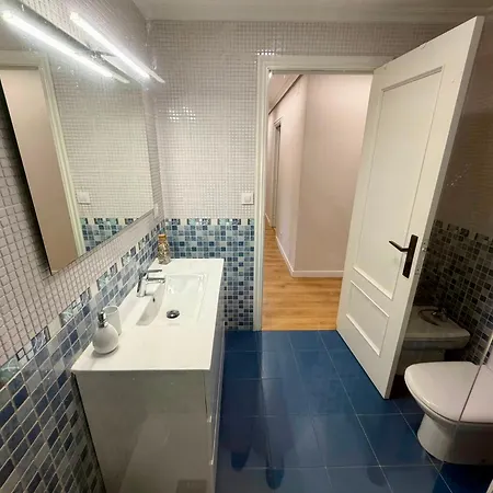 Amplio, Cómodo Y Estiloso Apartamento